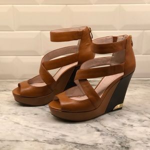 Vince Camuto “Windini” platform wedge